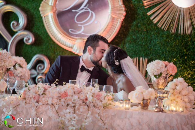 Head Table Couple Kiss